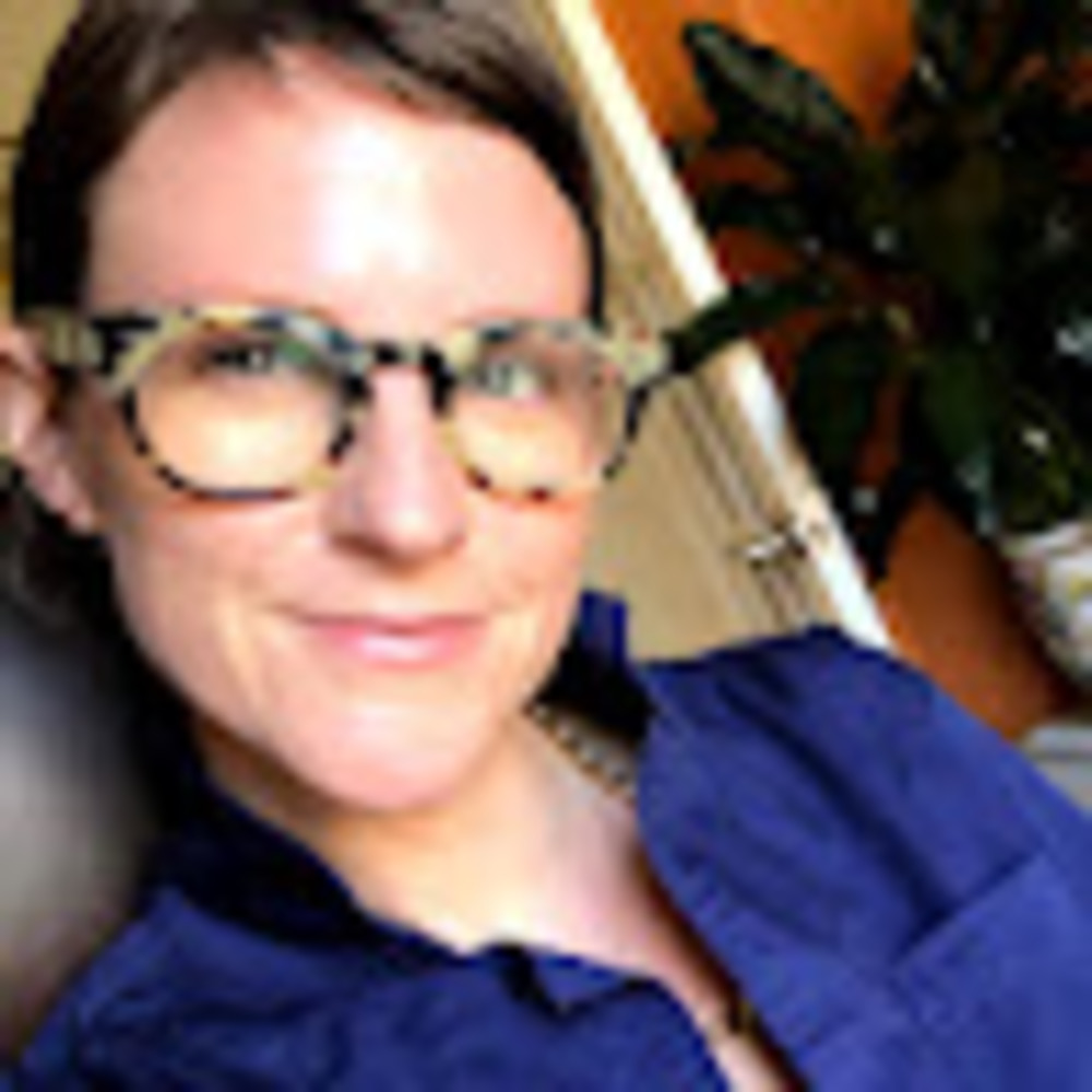 Meet your Posher, Lauren